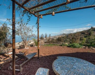 Finca 214 by Mila Prieto