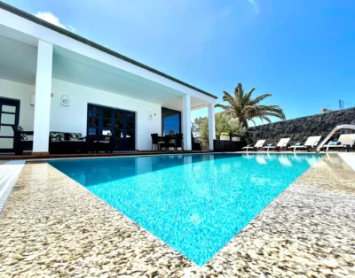 Villa 88 by Mila Prieto